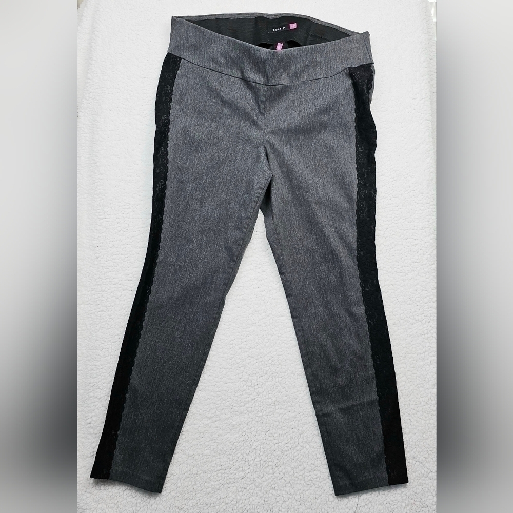 Torrid Lace Stripped  Pull-on Dress Pants in Gray and Black size18/20